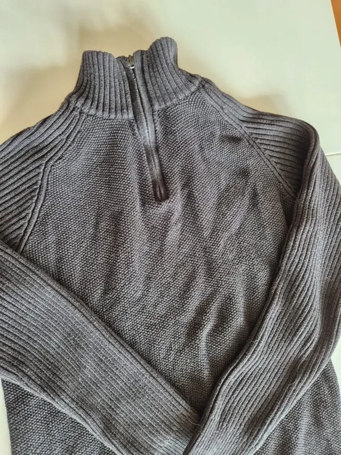 Pull CELIO  taille M maille nid d'abeille col avec fermeture - photo numéro 4