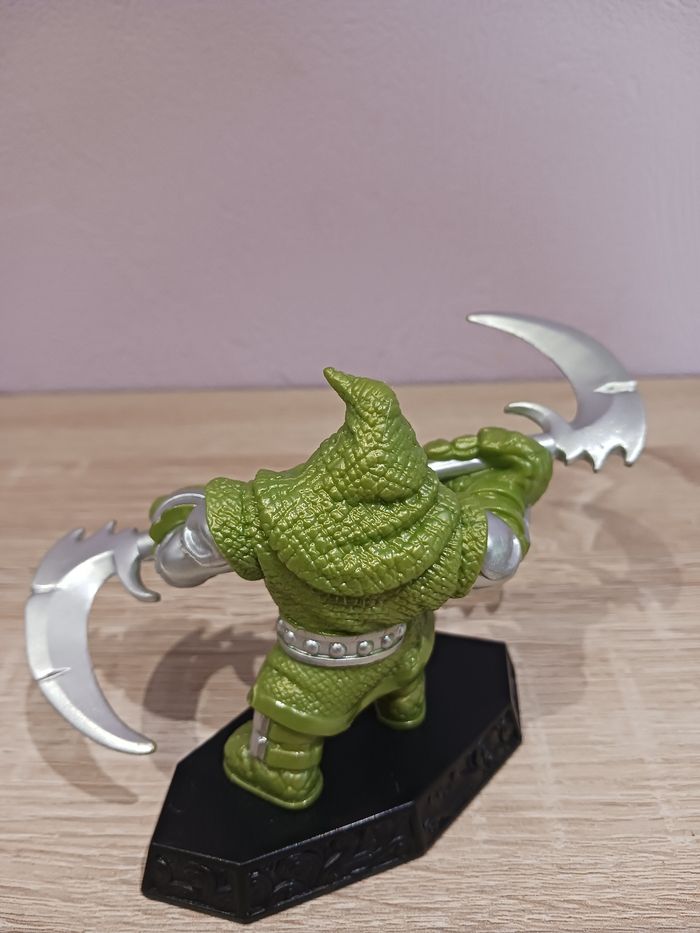 Figurine Skylanders Imaginators Steel-Plated Hood Sickle - photo numéro 6