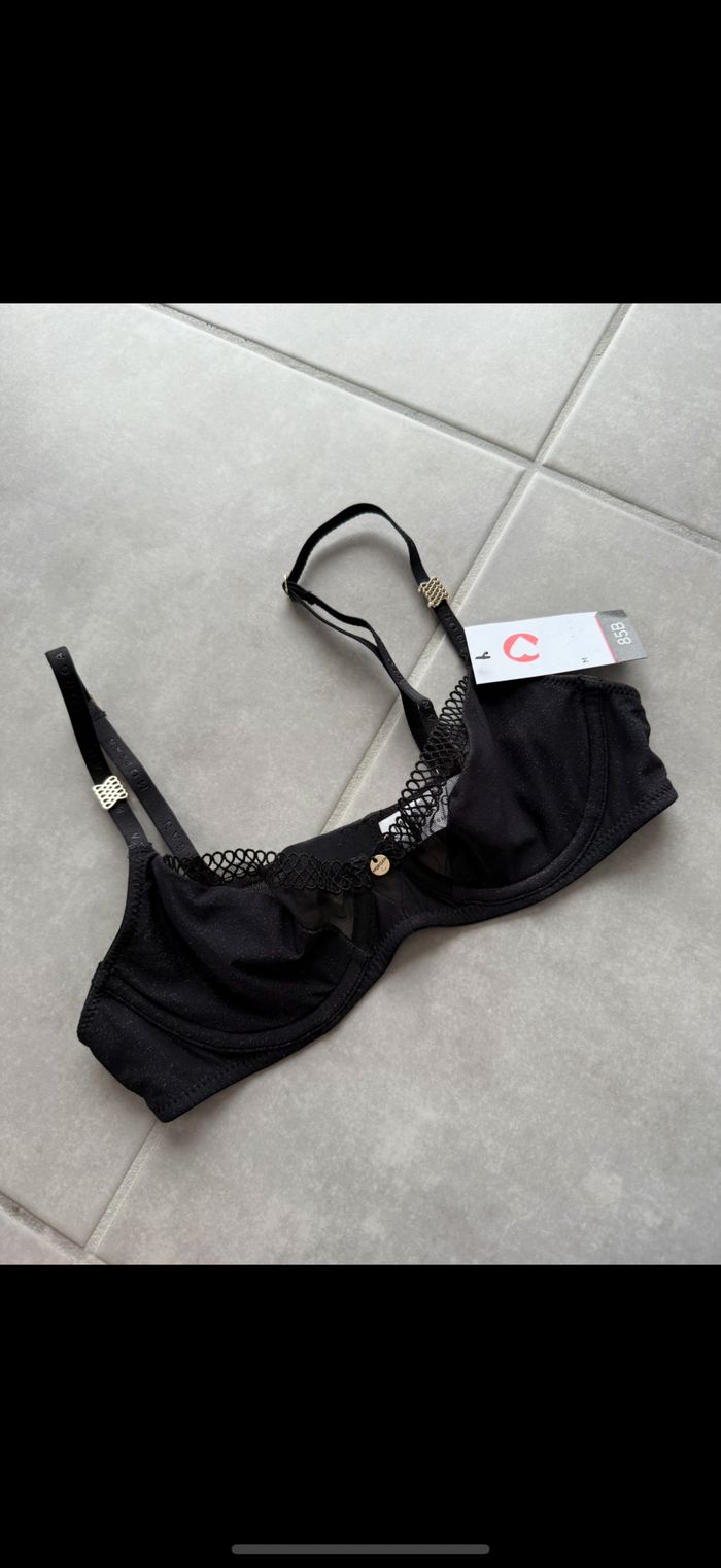 Soutien gorge Lucie noir et pailleté doré Morgan no 85B