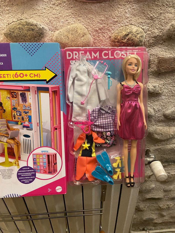 Barbie et sa garde robe - photo numéro 2
