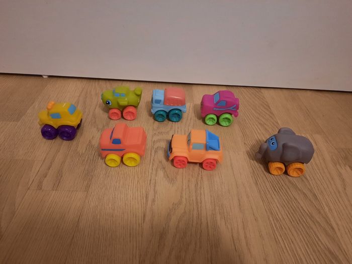 Lot jouets - photo numéro 4