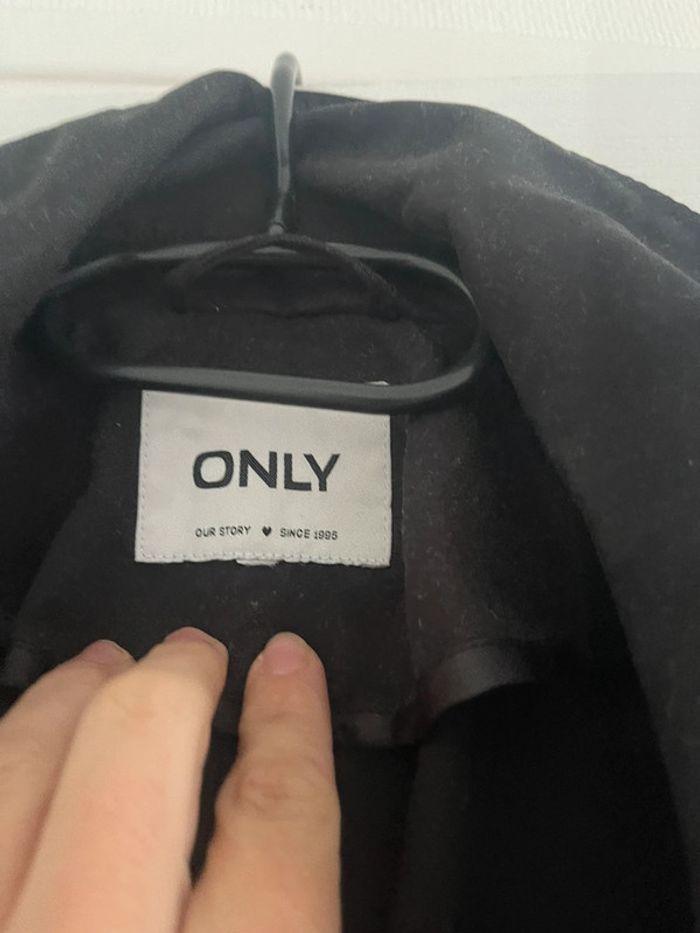 Manteau en très bonne état - photo numéro 2