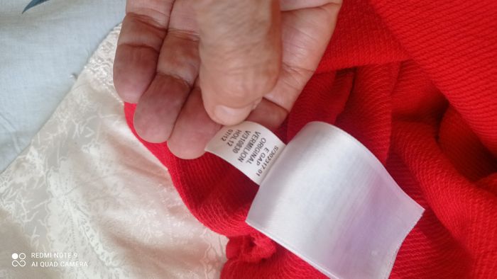 Sweat Gap rouge taille M en excellent état - photo numéro 6