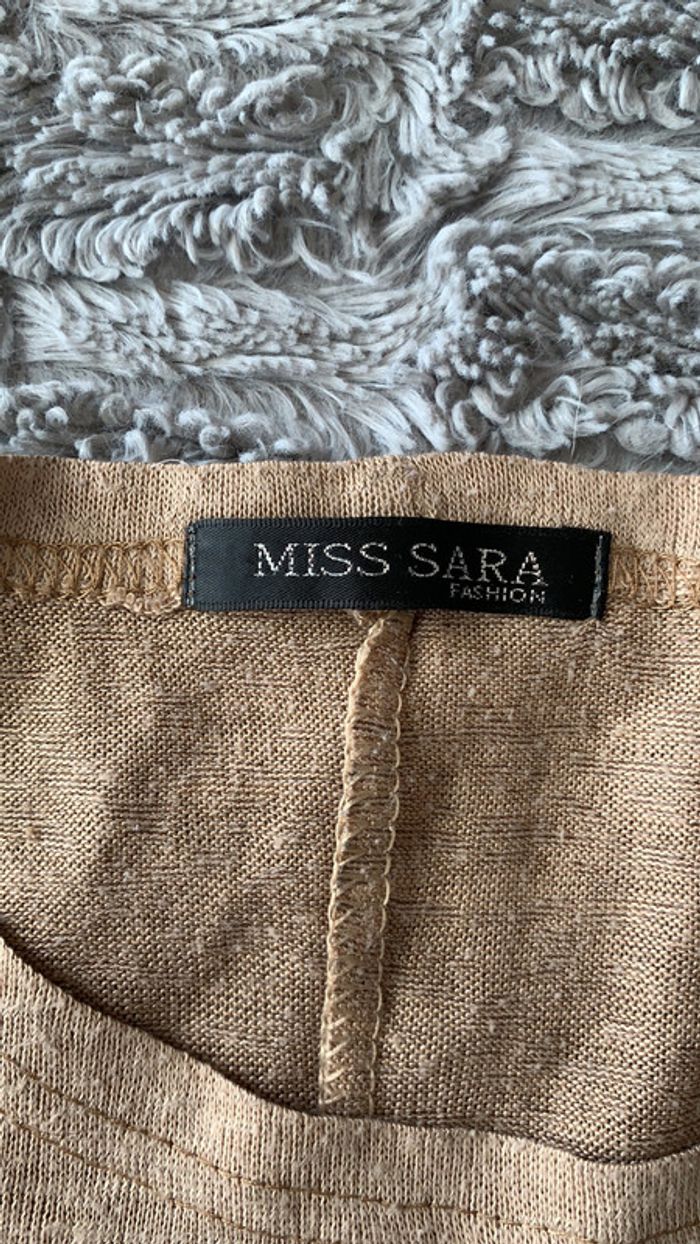 Haut Miss Sara taille L - photo numéro 2