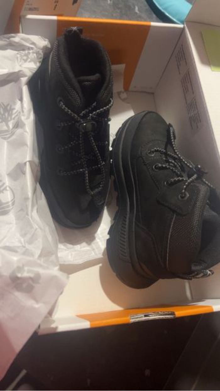 Bottines Timberland taille 26 neuve avec boîte