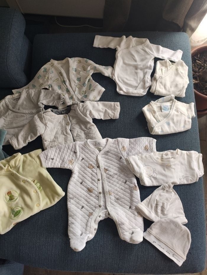 Gros lot de vêtements bébé fille - photo numéro 10
