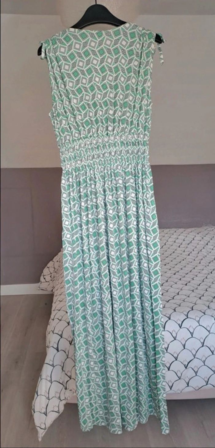 Robe longue neuf - photo numéro 8