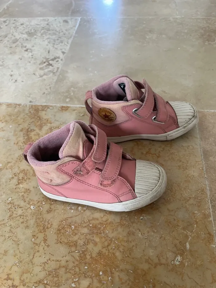 Paire de converse - photo numéro 2