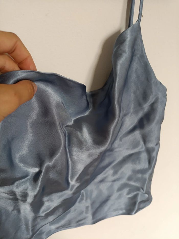 Crop top bleu satiné vintage Zara – Taille M - photo numéro 2