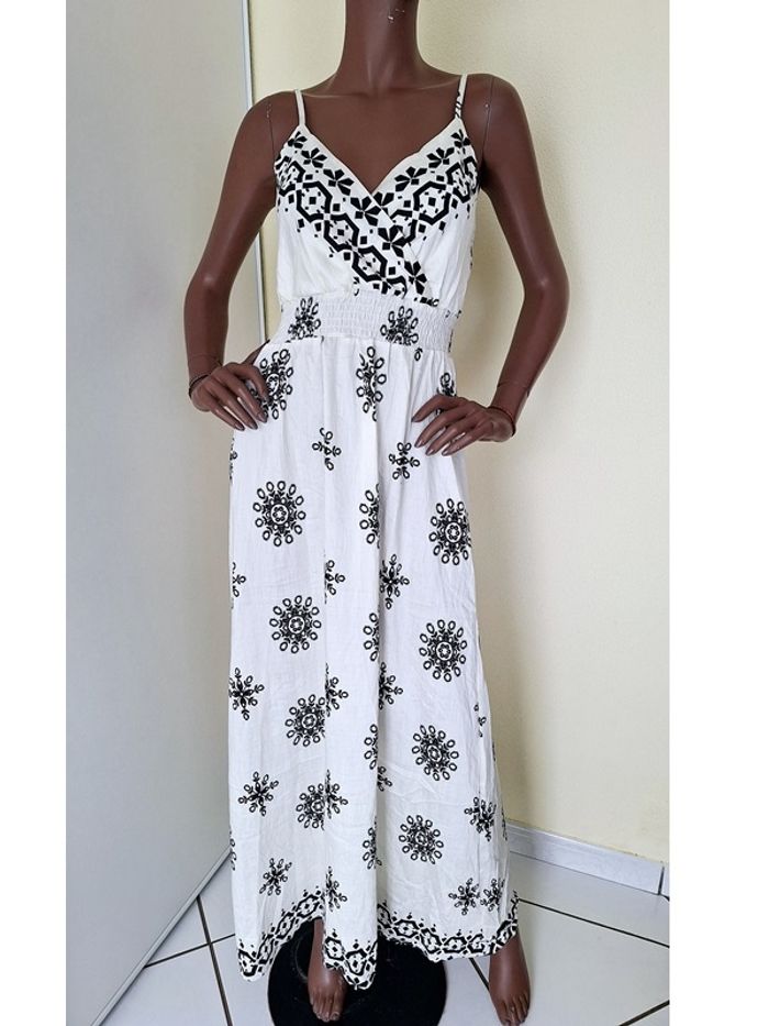 Robe taille unique (du 36 au 42) marque Elena Z