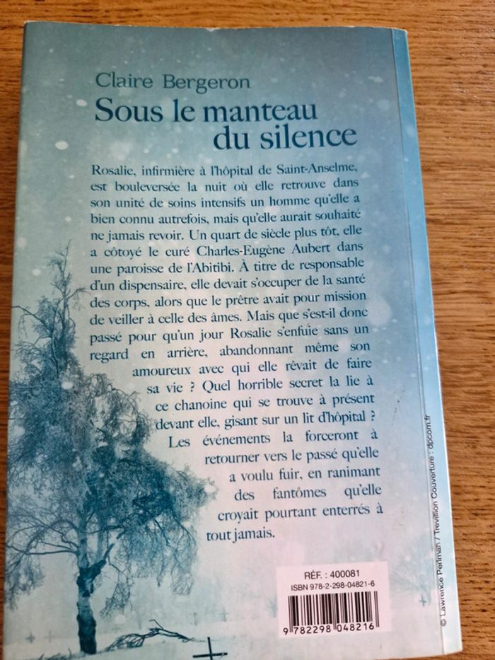 Livre. Sous le manteau du silence.  Claire  Bergeron - photo numéro 2