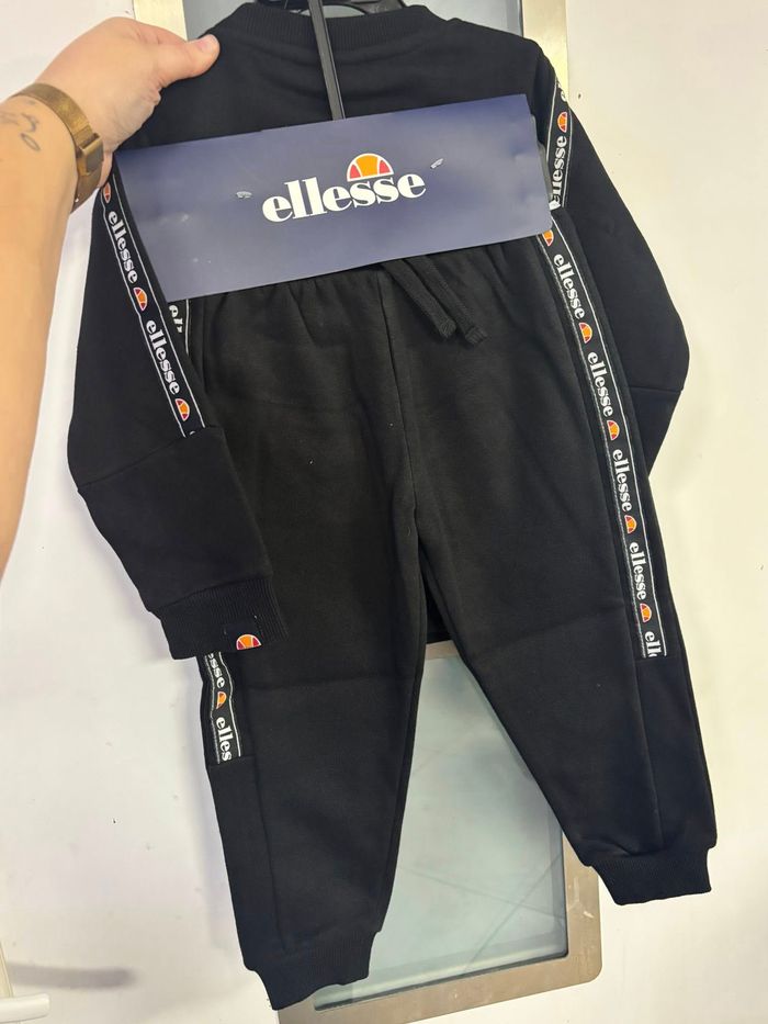 Ensemble jogging ellesse - photo numéro 2
