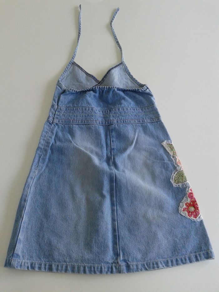 Robe GEGRGE 5-6 ans - photo numéro 3