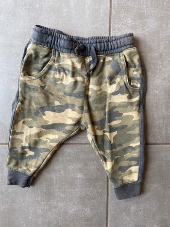 Jogging militaire zara baby