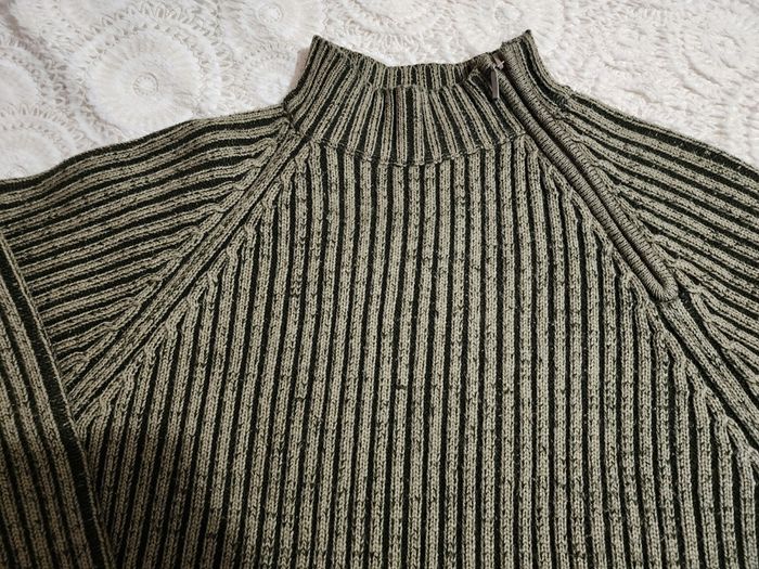 Pull à fermeture sur le cou - photo numéro 2