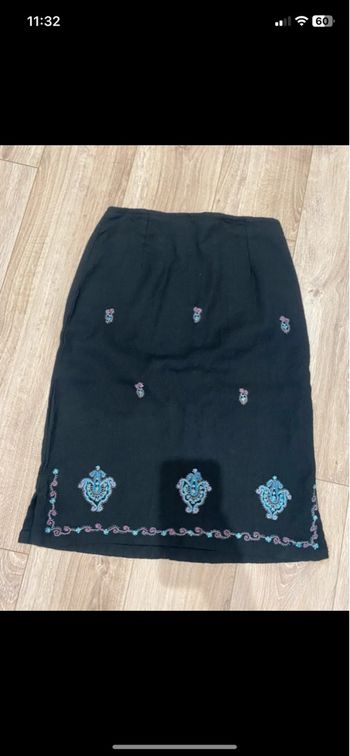 Jupe noire motif 
