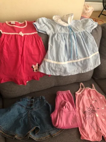 Robes, jupes, pantalons, veste