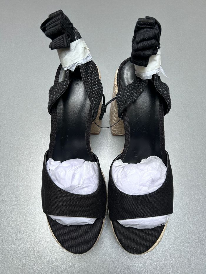 Sandales noires compensées à talons Bershka - Pointure 40 - photo numéro 3