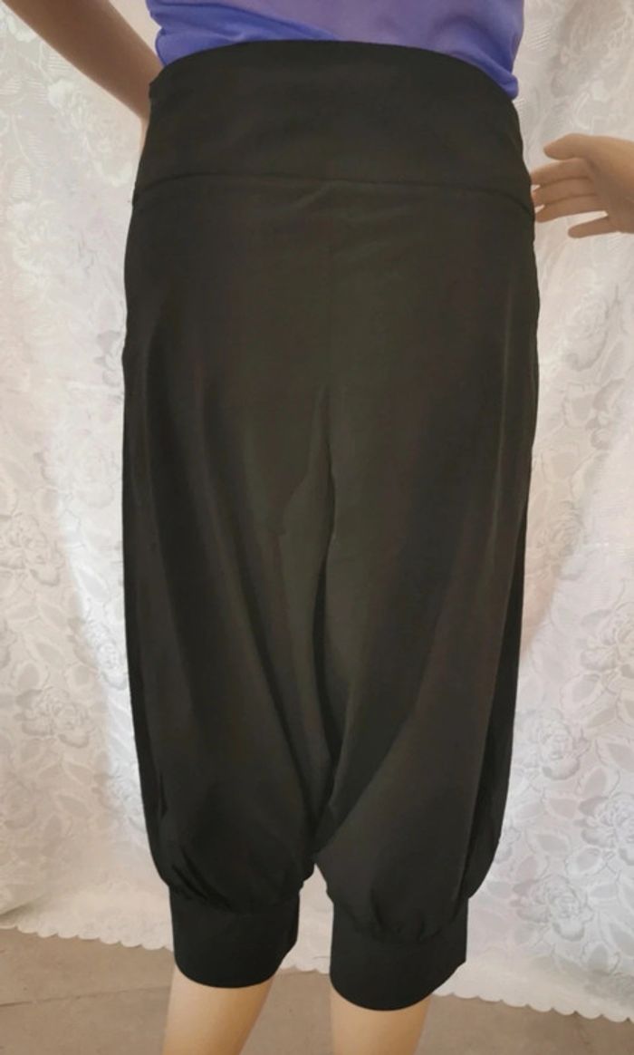 Pantacourt noir type sarouel – Taille 36. La Mode Est À Vous - photo numéro 6