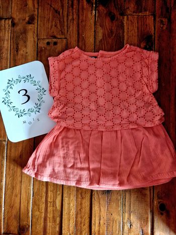 Robe motif dentelle 3 mois