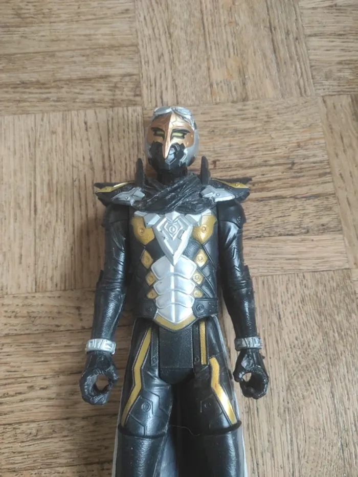 Power rangers figurine - photo numéro 3