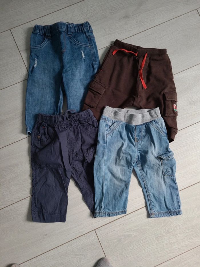 4 pantalons 9 mois
