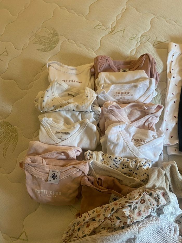 Lot fille 6 mois - photo numéro 2