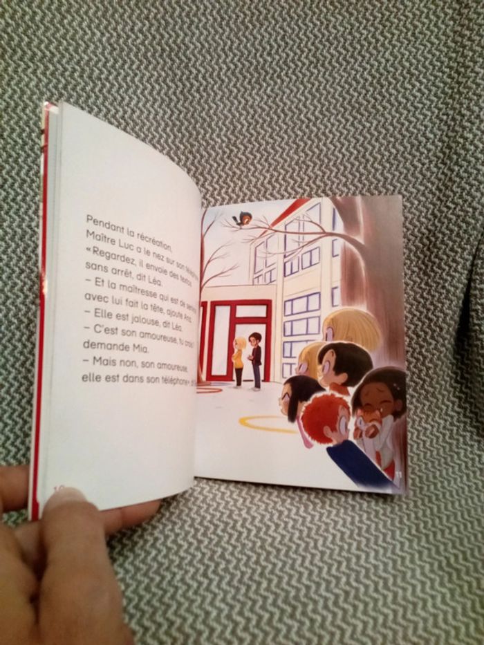 Je suis en CE1/ Maître Luc est amoureux T.12 - Castor Poche - photo numéro 5