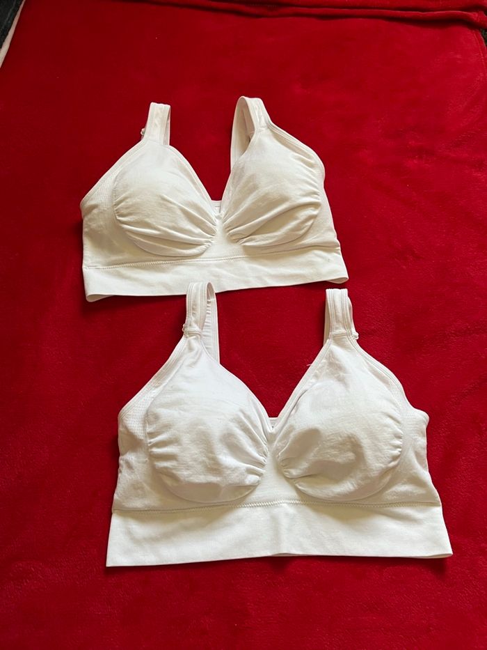 Lot 2 brassières Taille 36 Neuf