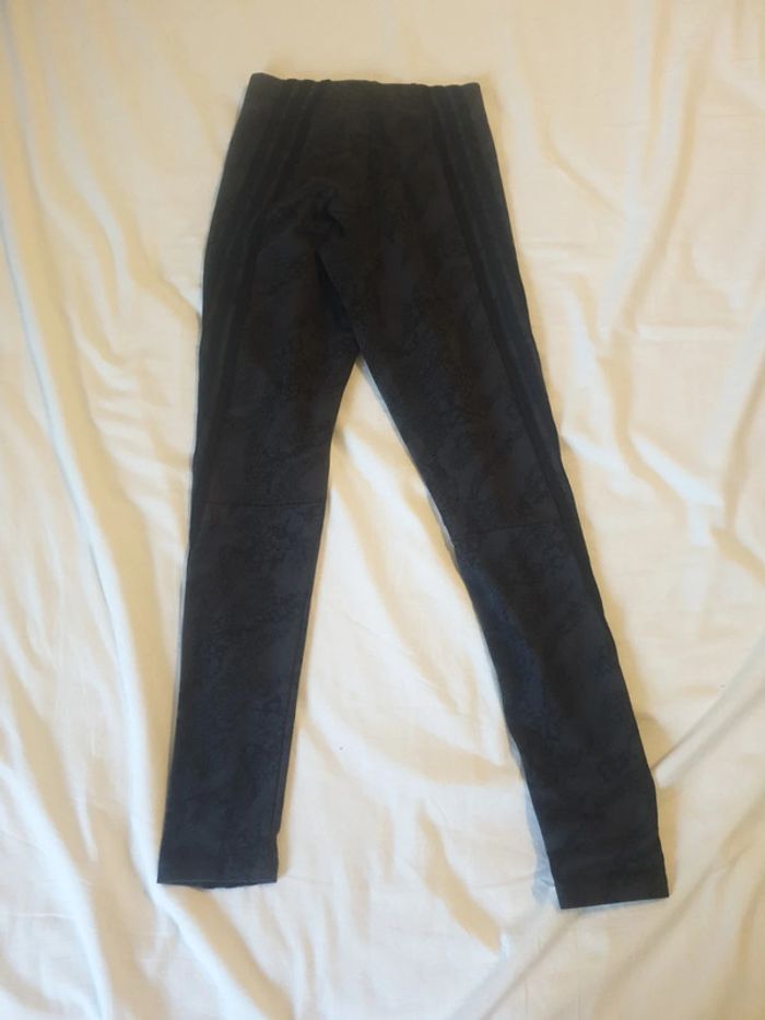 Comme neuf leggings sport marque Adidas taille XS - photo numéro 3