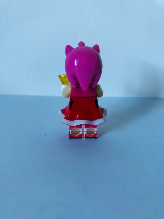 Figurine type lego Sonic. Sonic - photo numéro 3