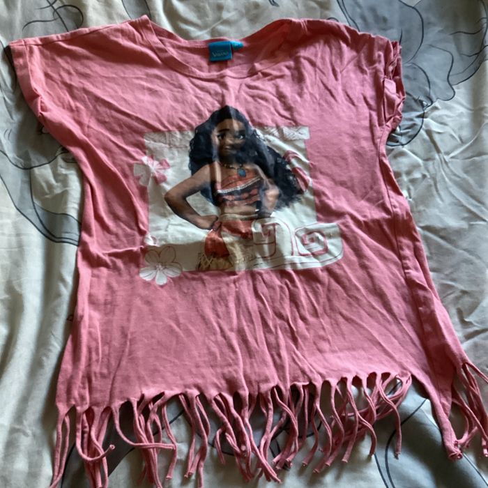 TEE shirt fille 8ans