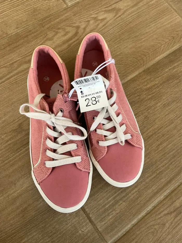 Sneakers okaidi t36 neuves