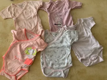 Lot de 5 bodys 1 mois fille