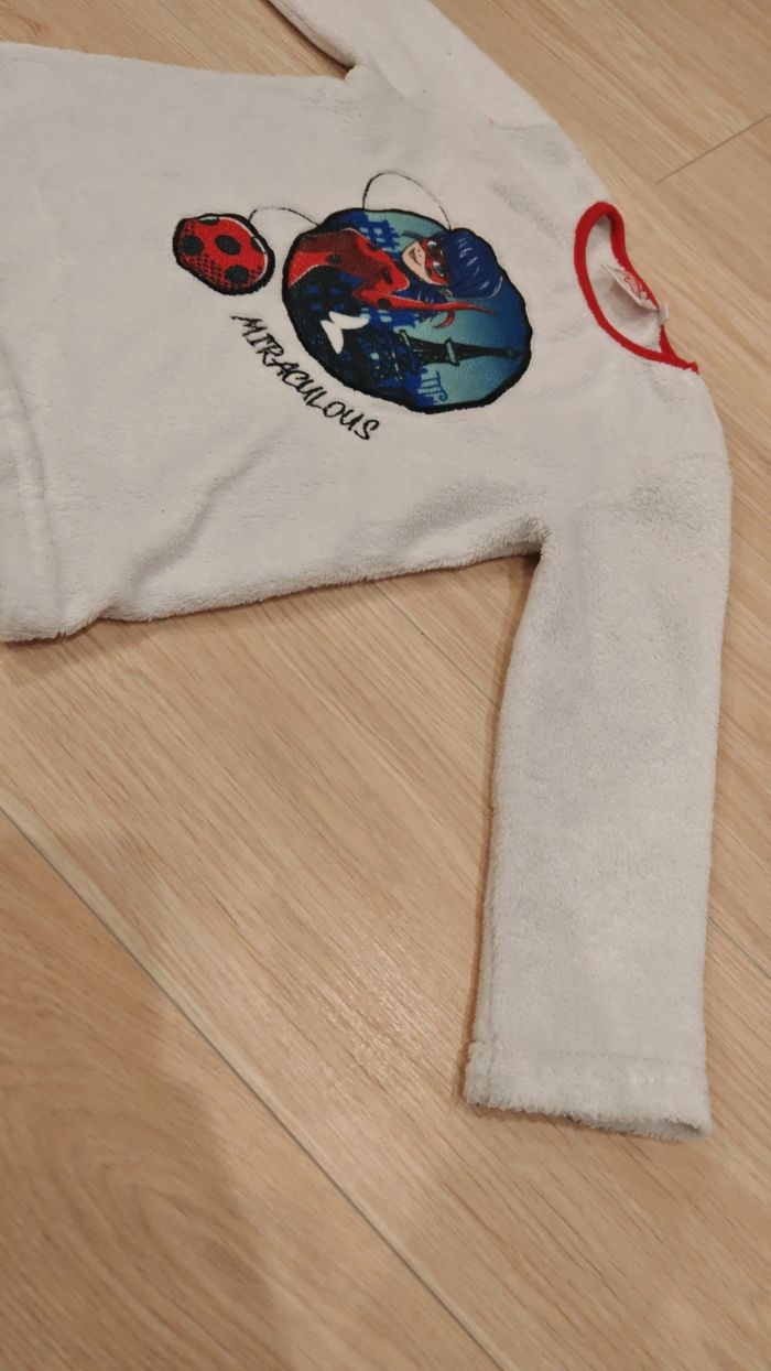 Pyjama miraculous 6ans - photo numéro 3