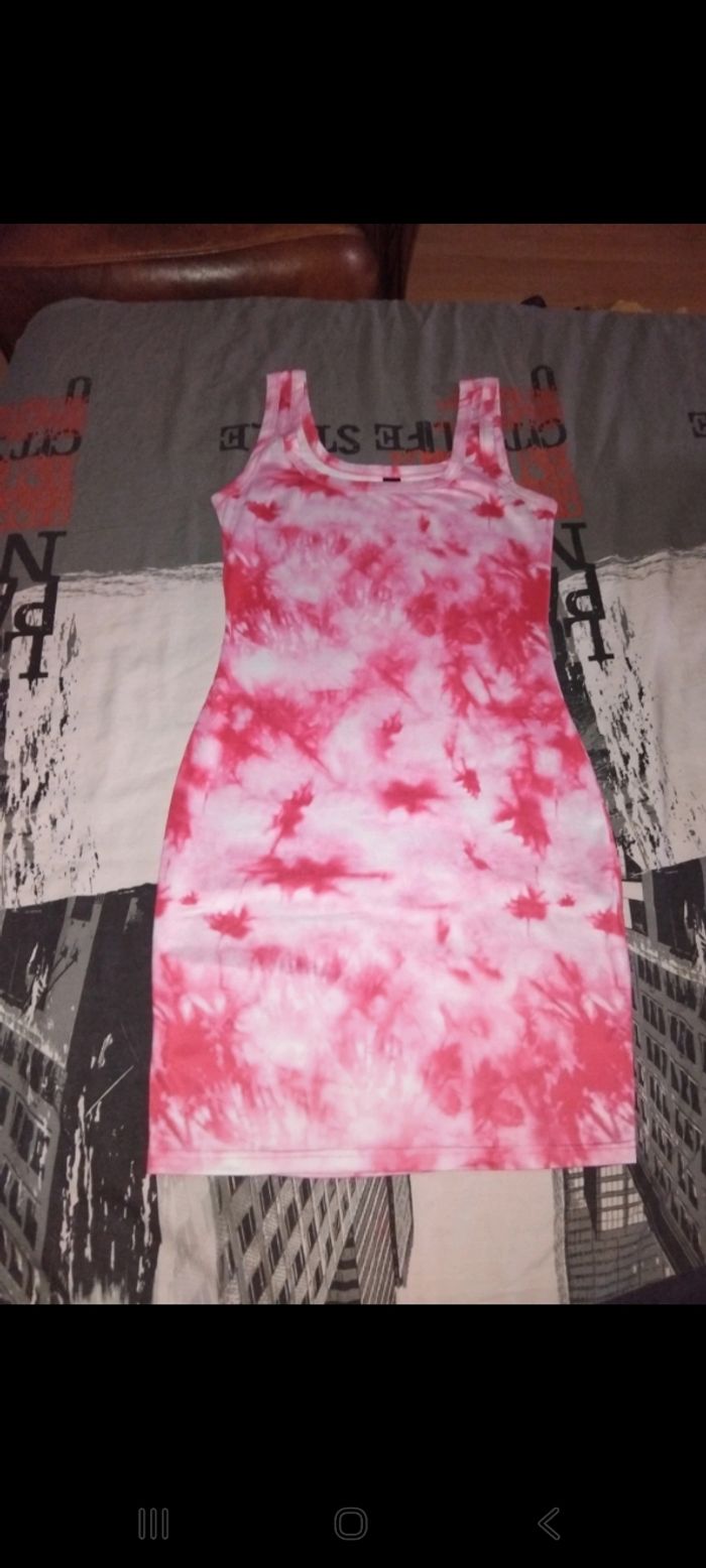Robe rose