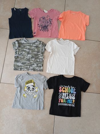 Lot 4 ans tee-shirts 