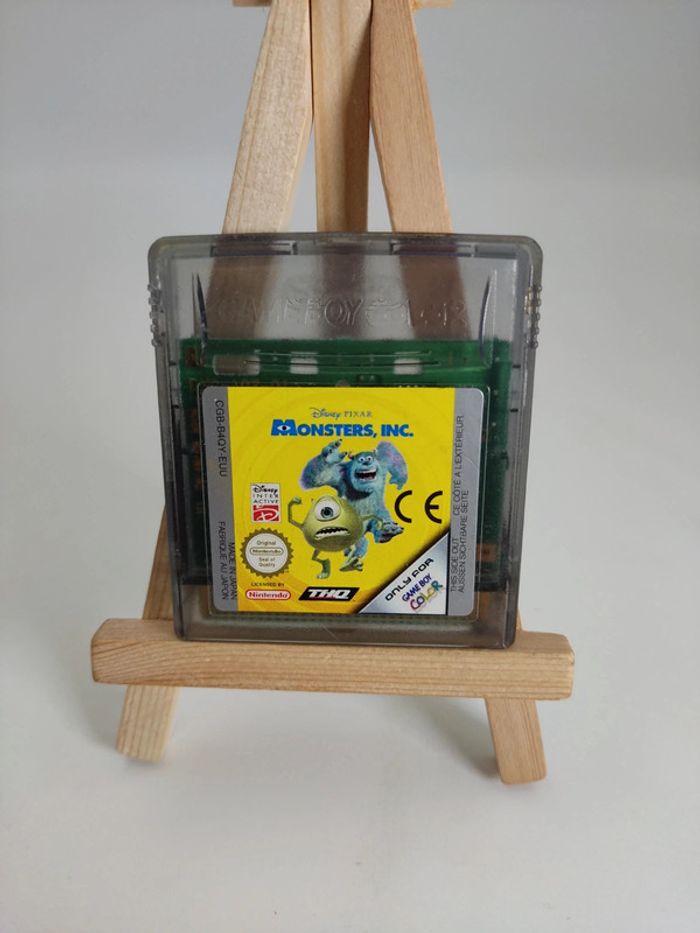 Jeu Nintendo Game Boy Color. Monsters, Inc. Monstres Et Compagnie