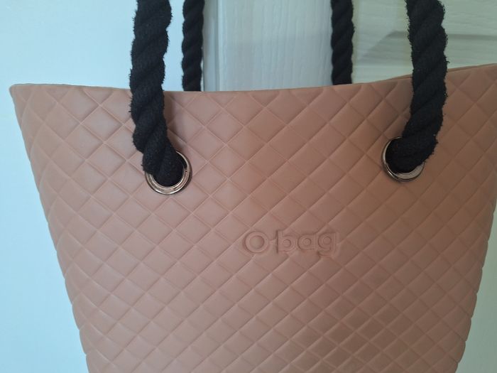 Sac O Bag rose clair avec anses cordes noires - photo numéro 3