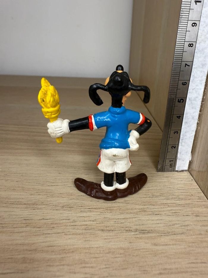 Figurine dingo jeux olympiques Disney - photo numéro 2