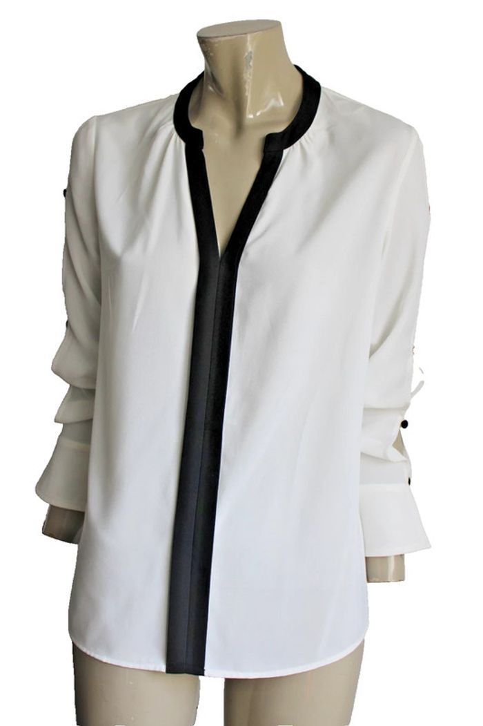 tunique blouse tissu  fluide  marque 1.2.3. taille indiquée 36 peut aller a un petit 38