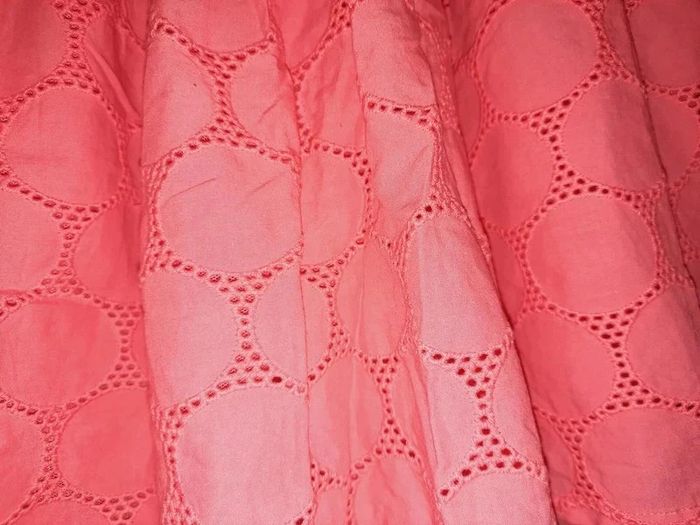 Superbe jupe Okaïdi rose saumon, réversible, un côté dentelle, un côté tulle, 12/14 ans - photo numéro 3