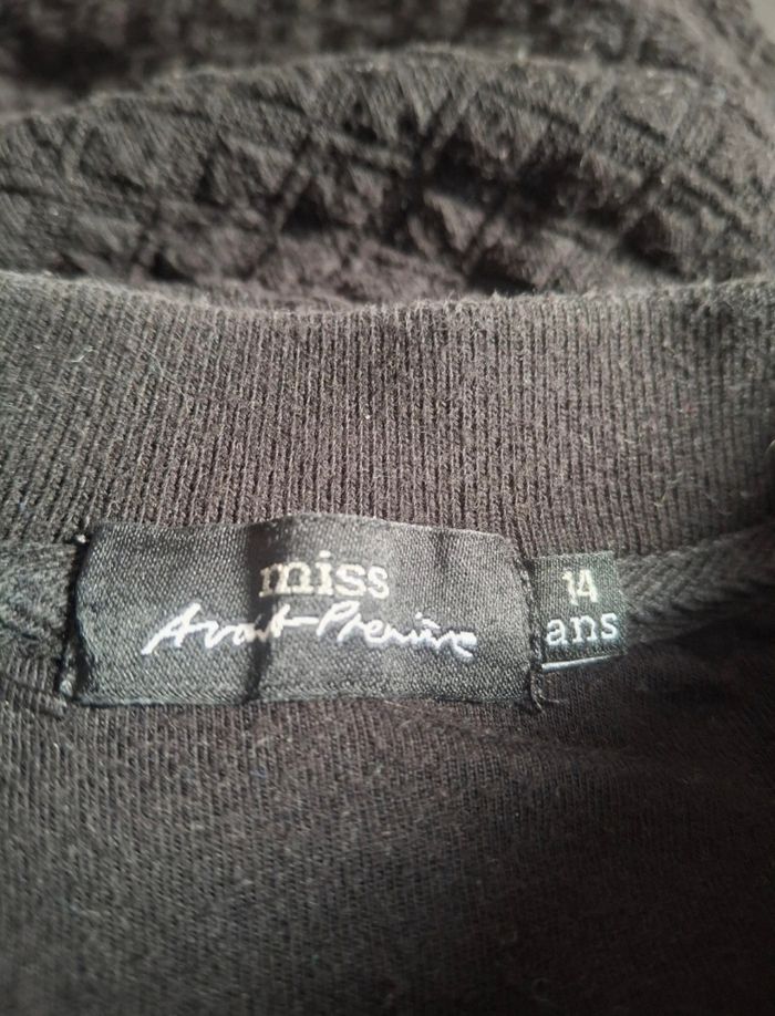 Gilet zippé taille 14ans 🖤 - photo numéro 3
