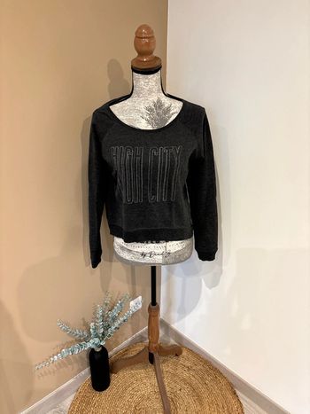 Pull Jennyfer taille S