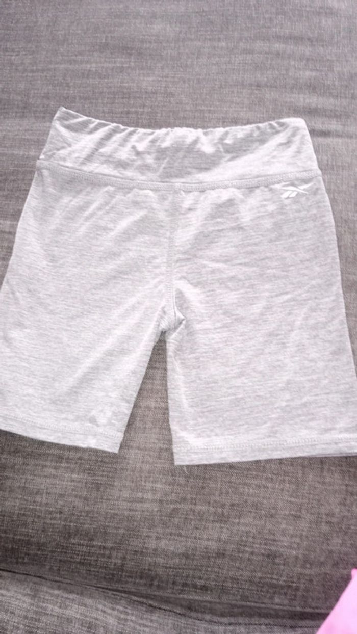 Ensemble débardeur et short Reebok 7ans - photo numéro 5