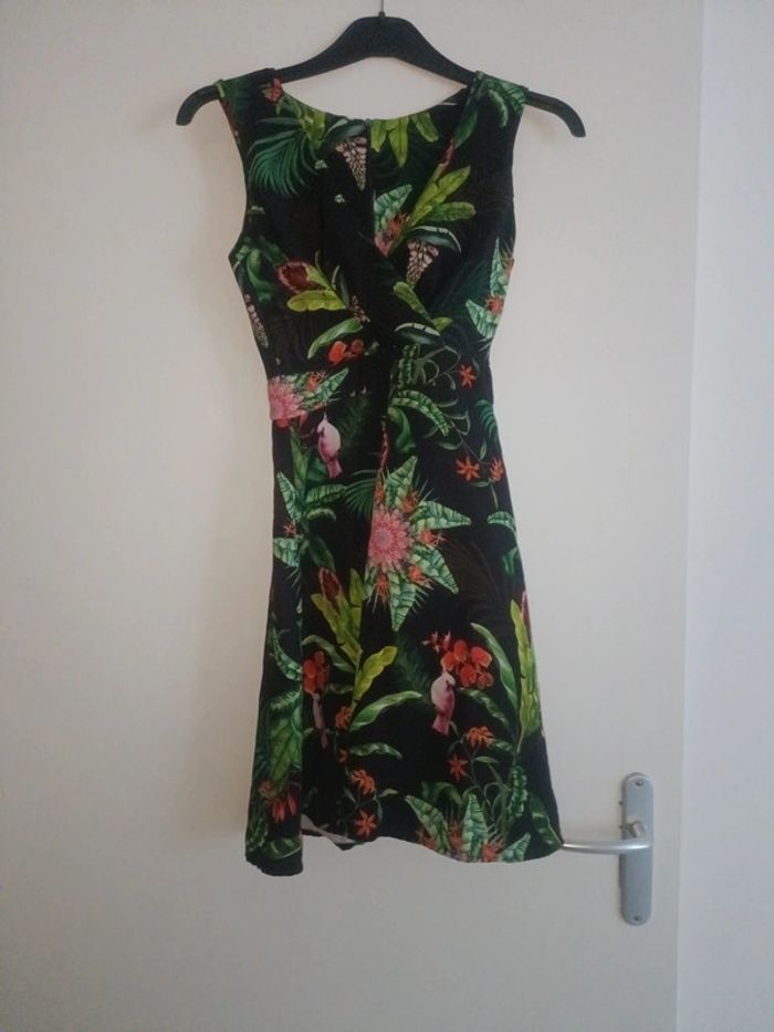 Robe d'été fleurie - photo numéro 2