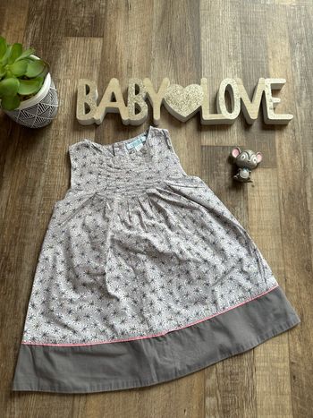 - Robe Obaibi - 9 mois - Très bon état 