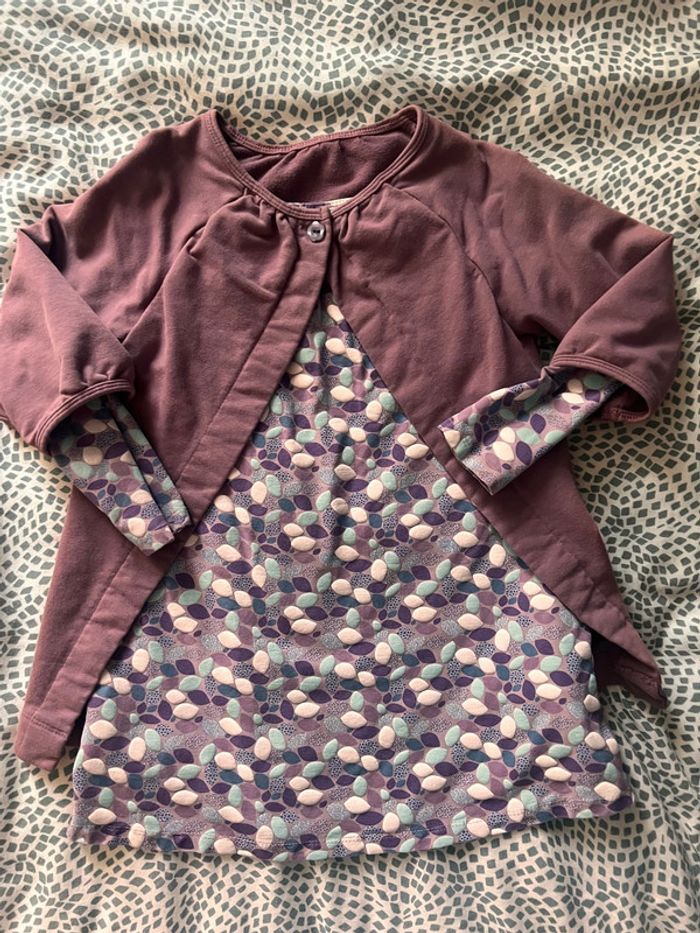 Joli double robe papillon violet taille 8 ans