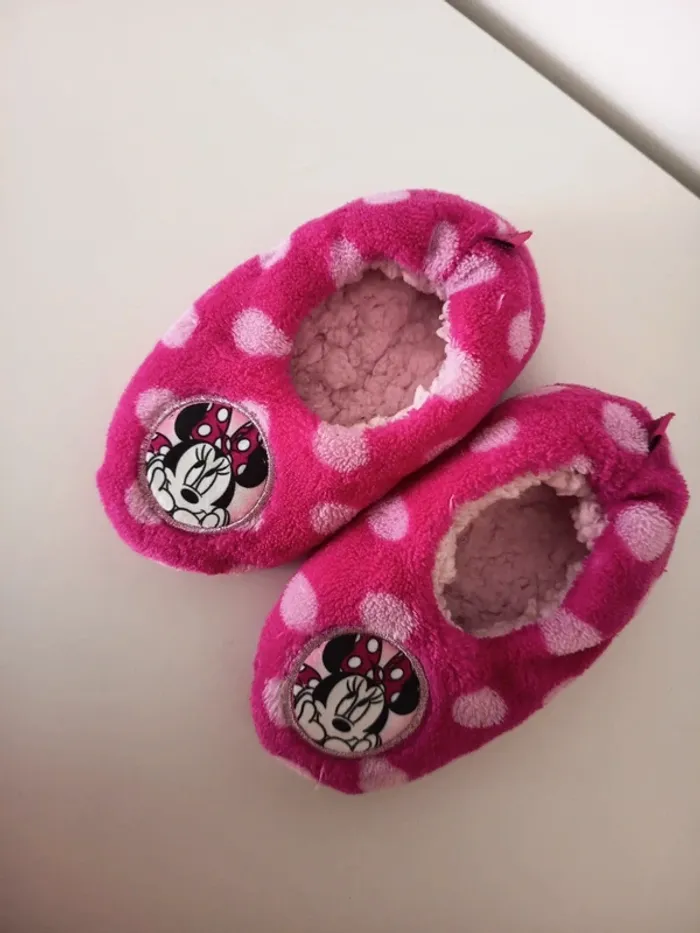 Chaussons moumoute Minnie - photo numéro 2