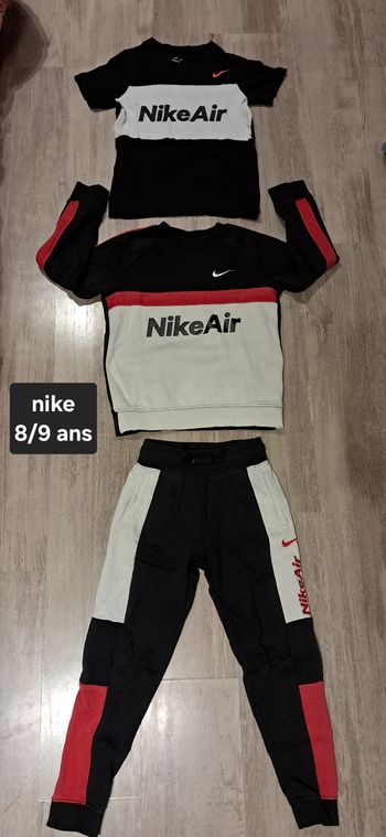Survêtement nike 8/9 ans